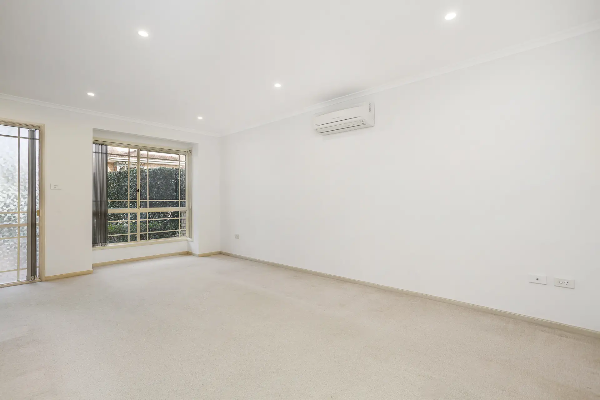 8 Northcott Way, Cherrybrook Sold by Louis Carr Real Estate - image 2