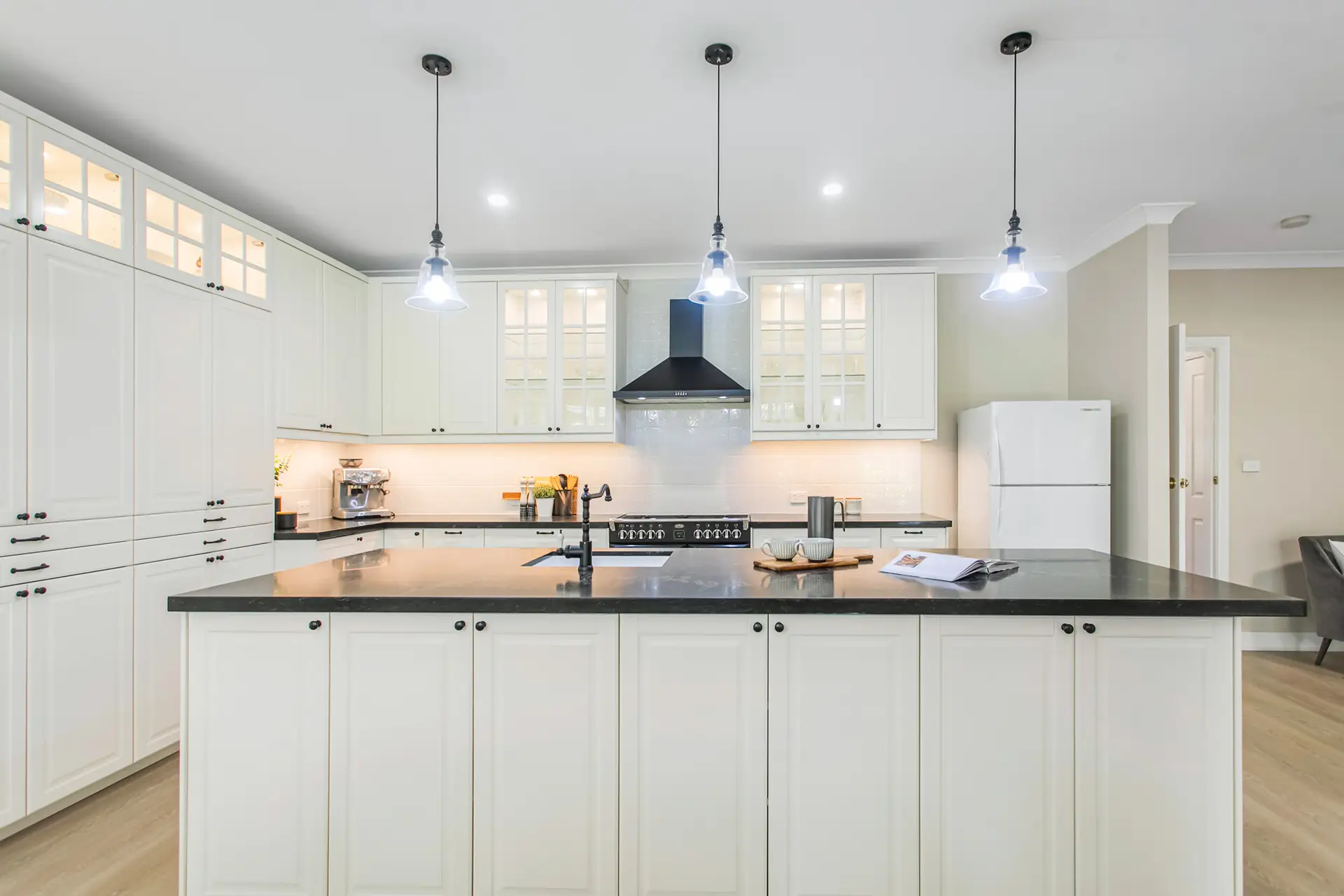 6 Castle Lea Court, Castle Hill Sold by Louis Carr Real Estate - image 6