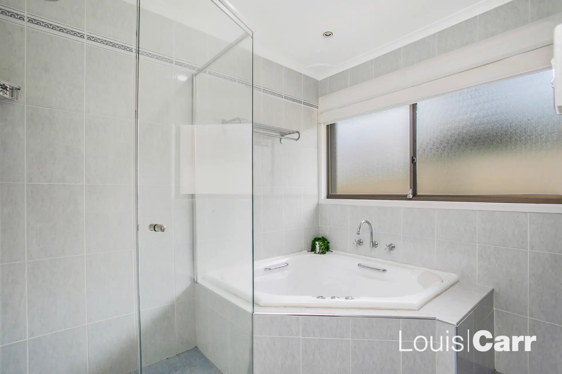 6 Wisteria Crescent, Cherrybrook Sold by Louis Carr Real Estate - image 13