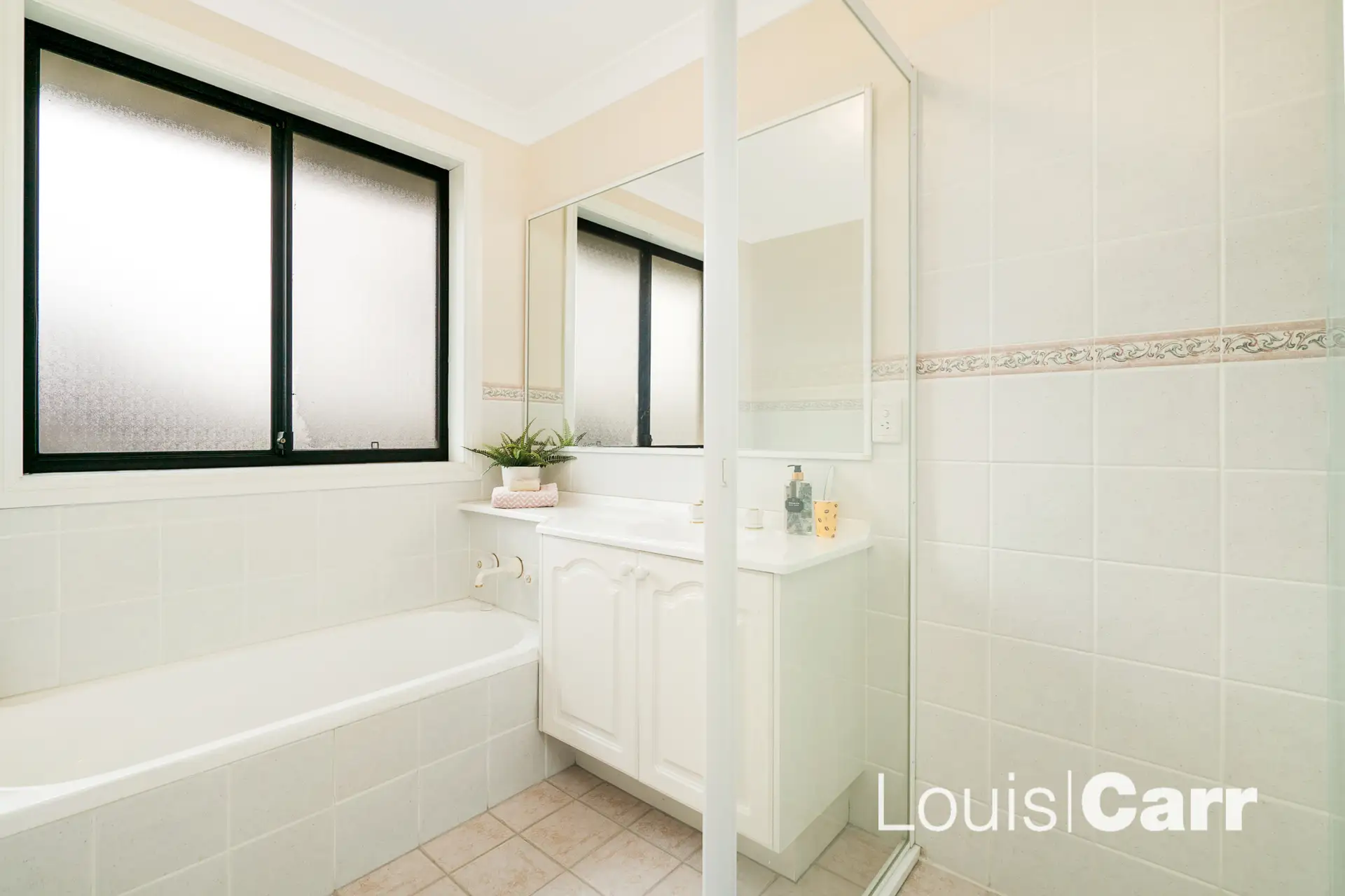 13 McCusker Crescent, Cherrybrook Sold by Louis Carr Real Estate - image 12
