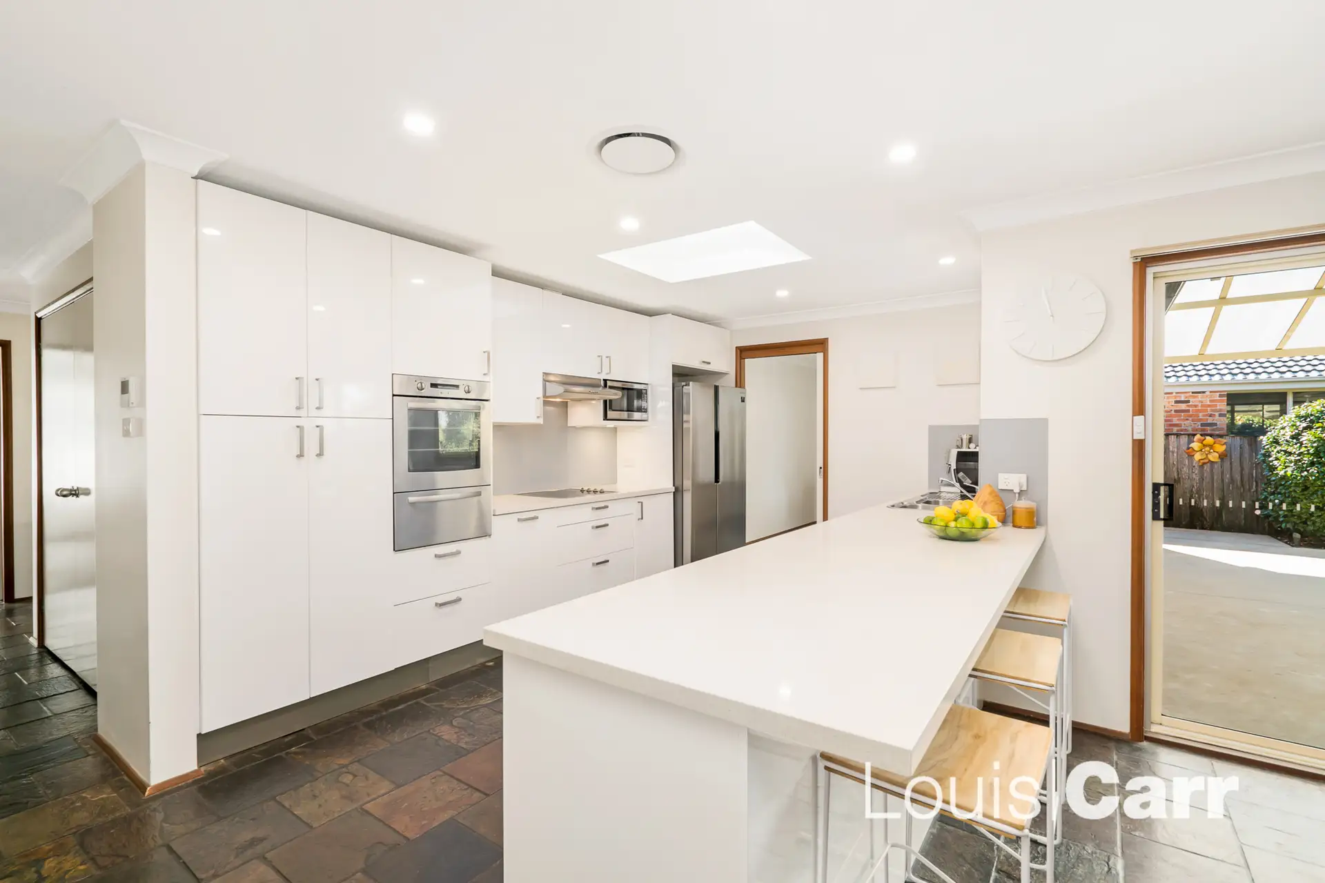 10 Ridgewood Place, Dural Sold by Louis Carr Real Estate - image 2