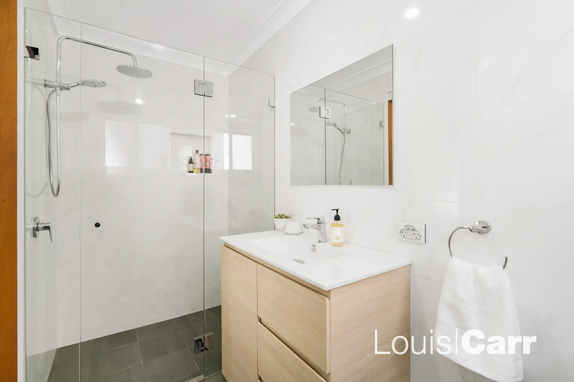 10 Ridgewood Place, Dural Sold by Louis Carr Real Estate - image 4