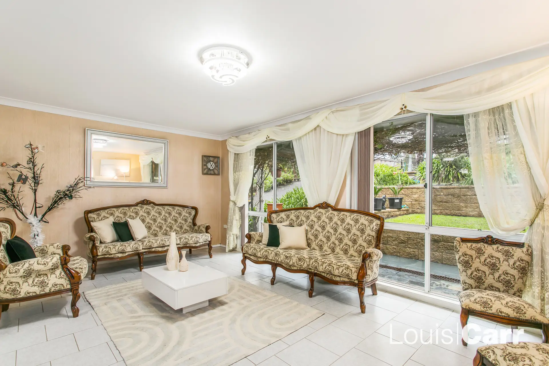 194 Shepherds Drive, Cherrybrook Sold by Louis Carr Real Estate - image 2