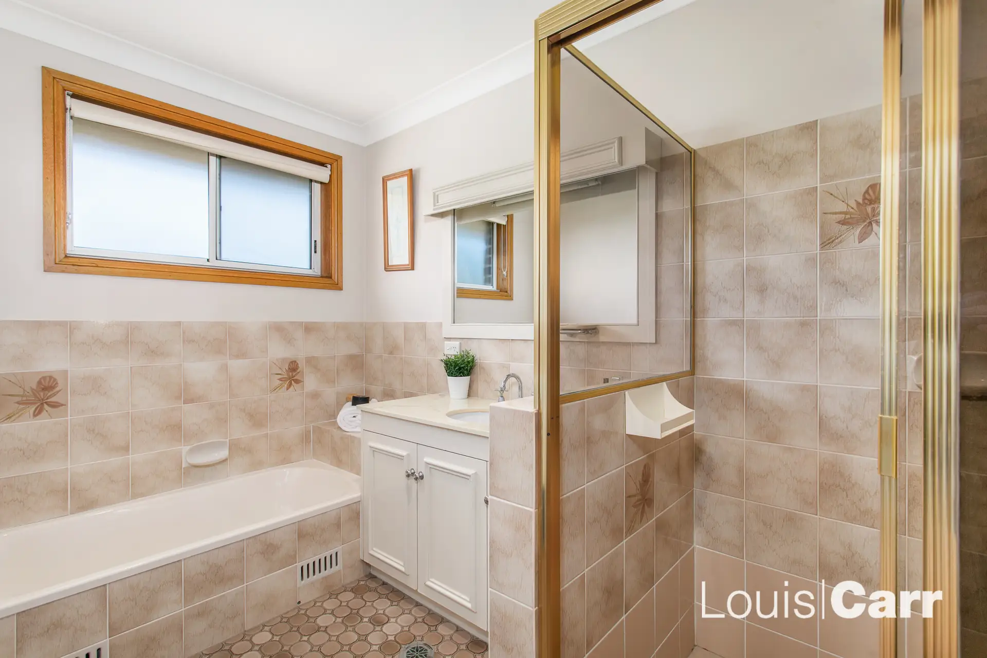 7 Woodcrest Place, Cherrybrook Sold by Louis Carr Real Estate - image 9