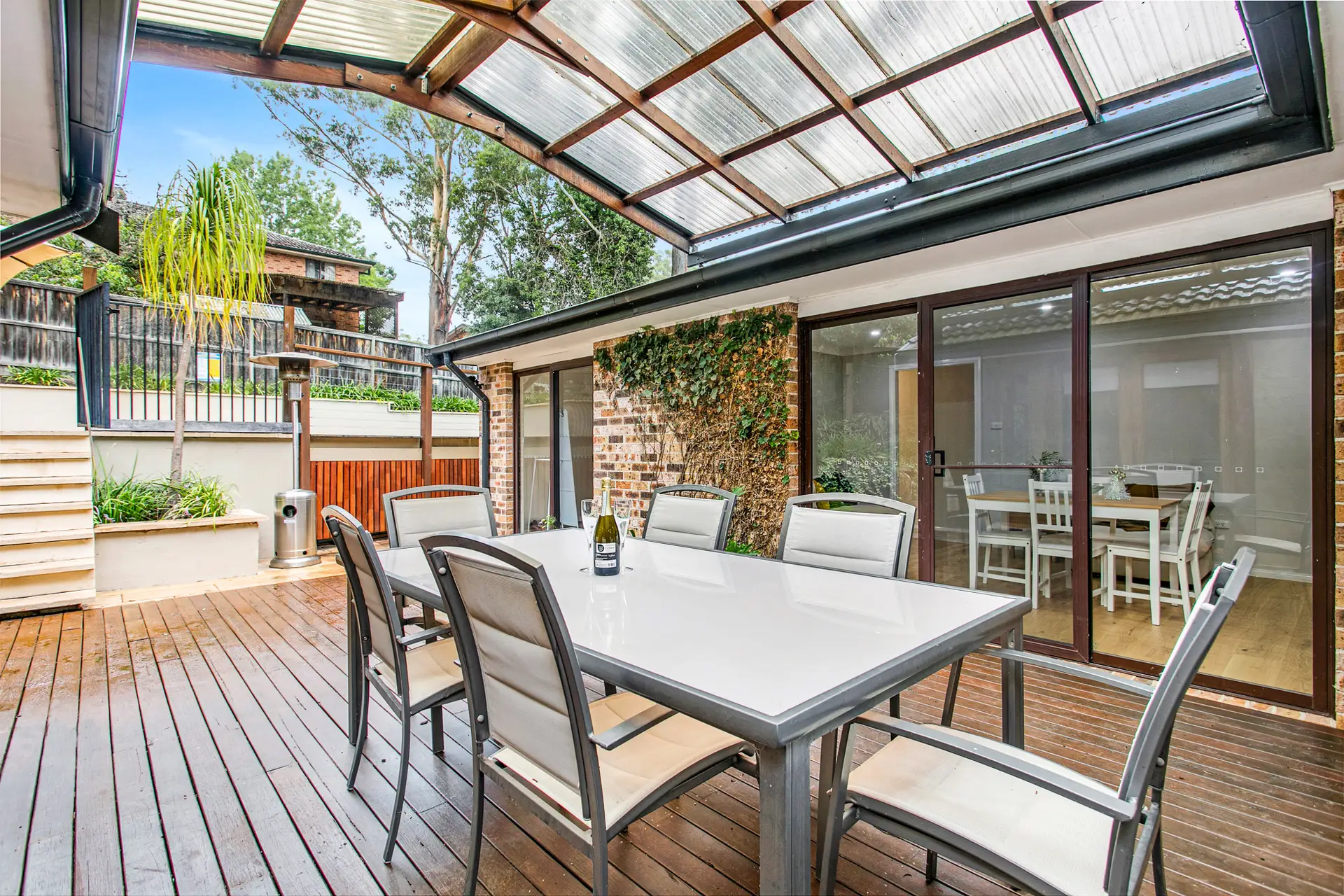 25 Hancock Drive, Cherrybrook Sold by Louis Carr Real Estate - image 4