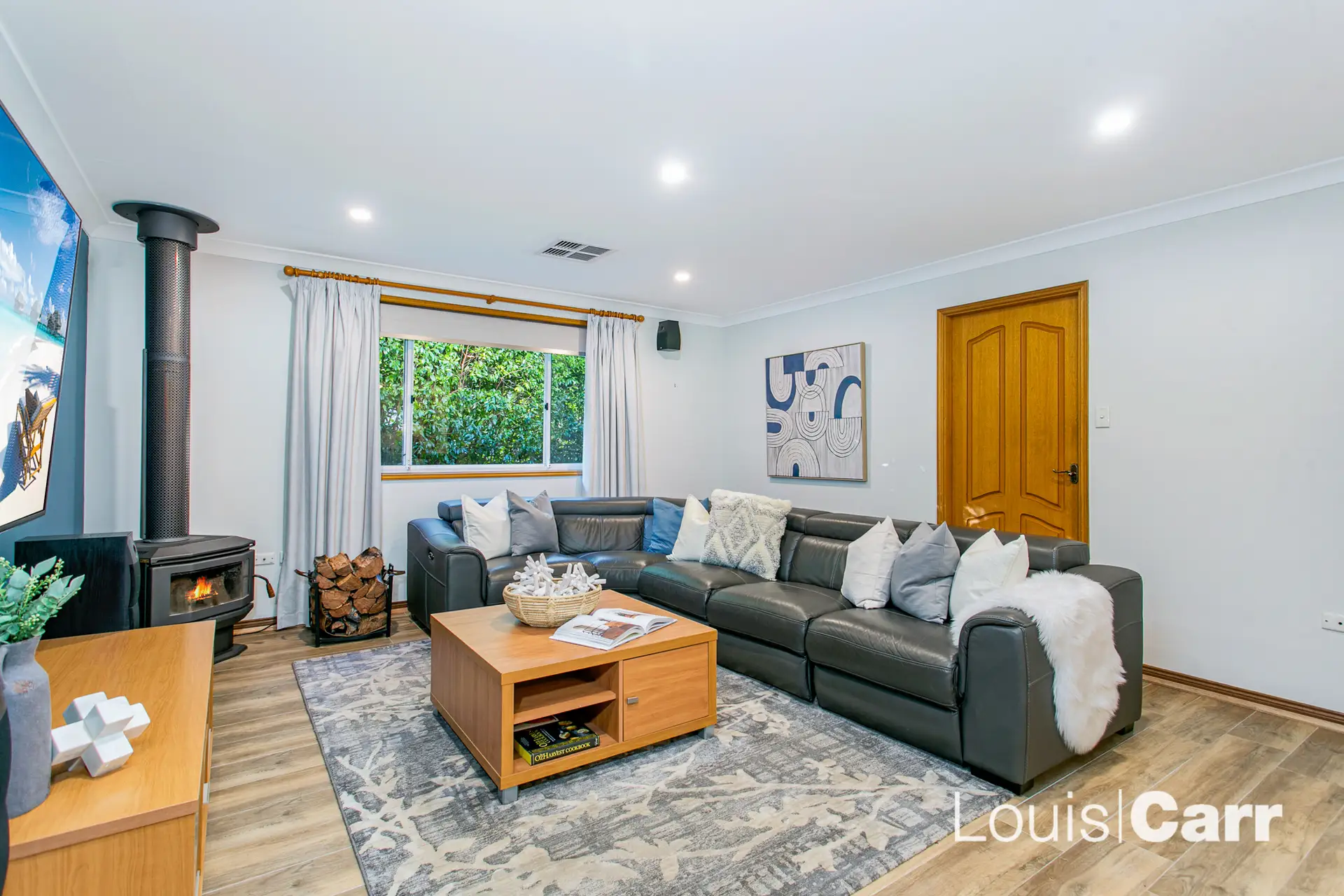2 Dinmore Place, Castle Hill Sold by Louis Carr Real Estate - image 9
