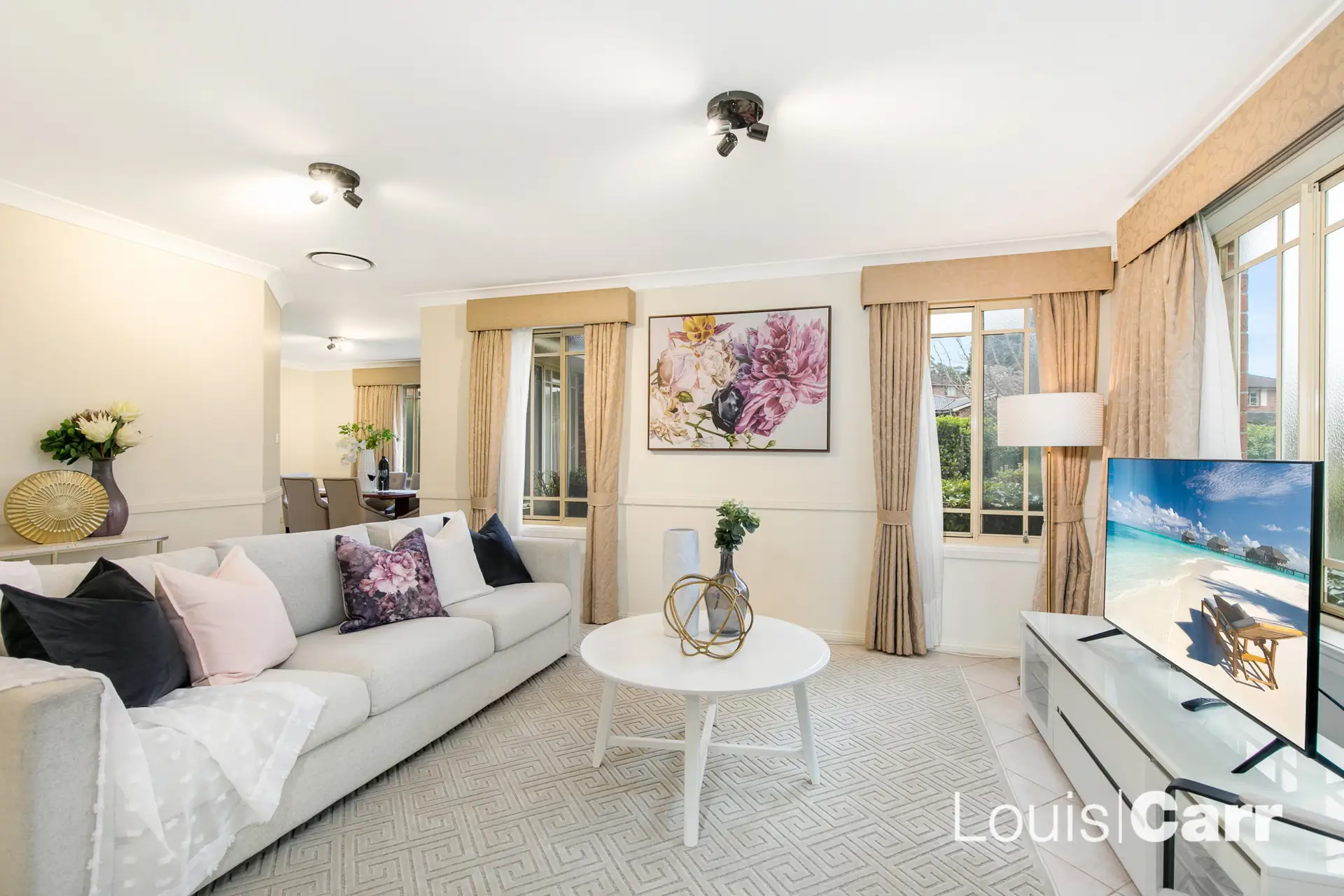 2 Tawmii Place, Castle Hill Sold by Louis Carr Real Estate - image 4