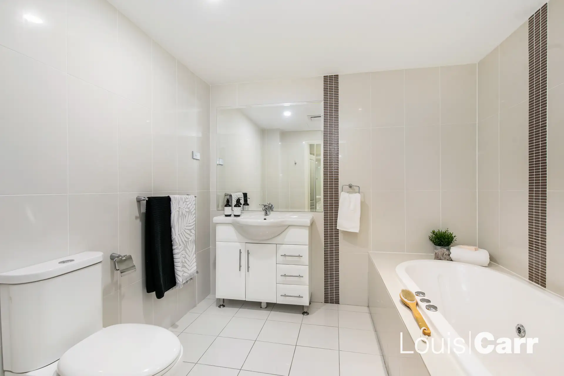 101/2-4 Purser Avenue, Castle Hill Sold by Louis Carr Real Estate - image 4