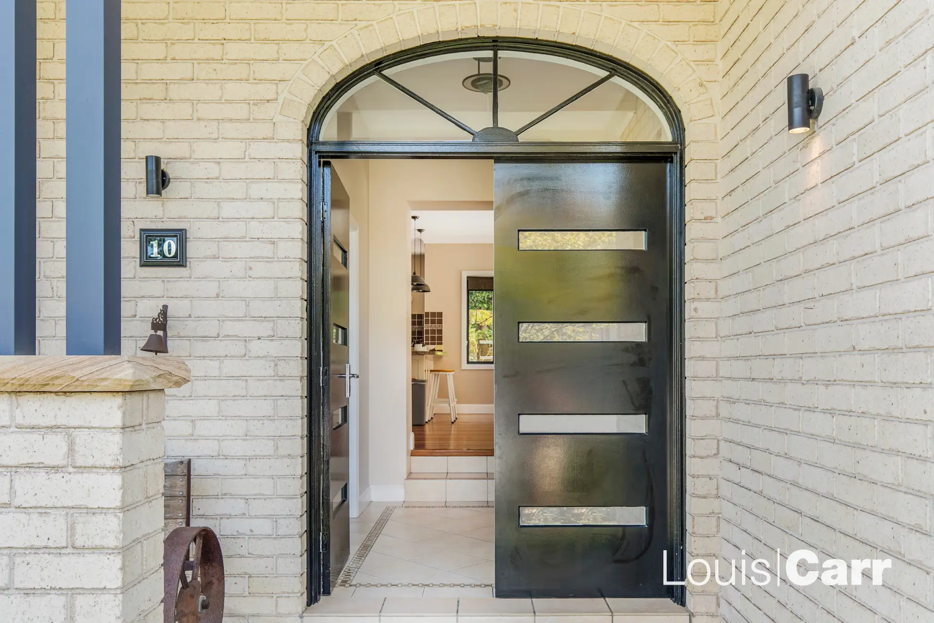 10 Armidale Crescent, Castle Hill Sold by Louis Carr Real Estate - image 2