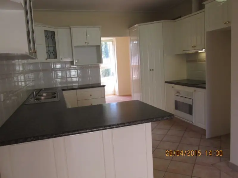 2/2 Amberlea Court, Cherrybrook Leased by Louis Carr Real Estate - image 4