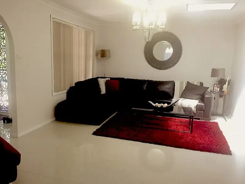 53 Casuarina Drive, Cherrybrook Leased by Louis Carr Real Estate - image 2