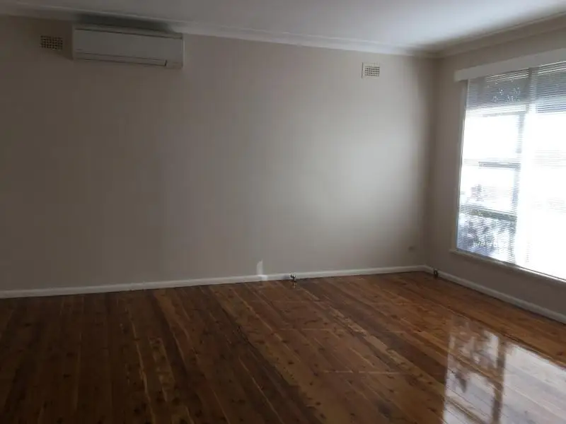 17 Alamein Avenue, Carlingford Leased by Louis Carr Real Estate - image 3