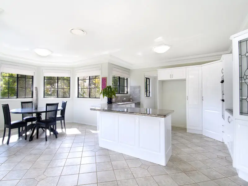 8 Frankish Place, West Pennant Hills Sold by Louis Carr Real Estate - image 4