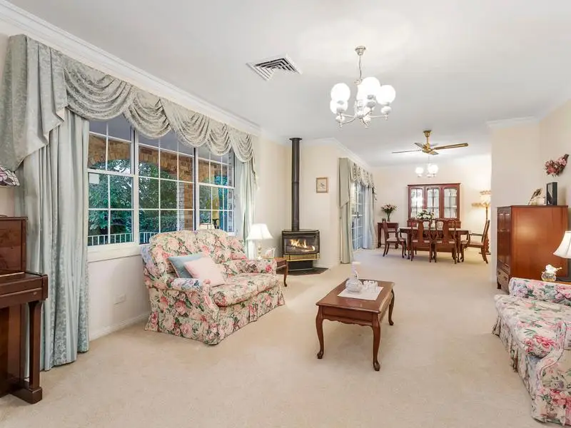 4 Glenvale Close, West Pennant Hills Sold by Louis Carr Real Estate - image 7