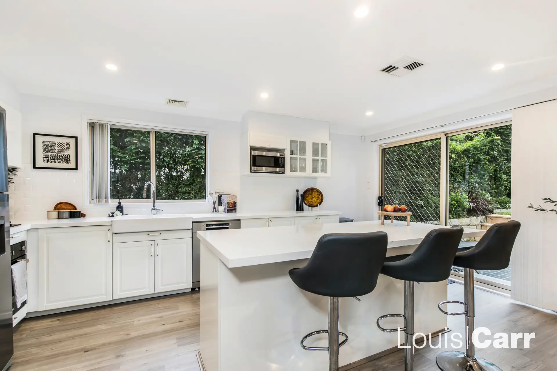 85 New Farm Road, West Pennant Hills Sold by Louis Carr Real Estate - image 3