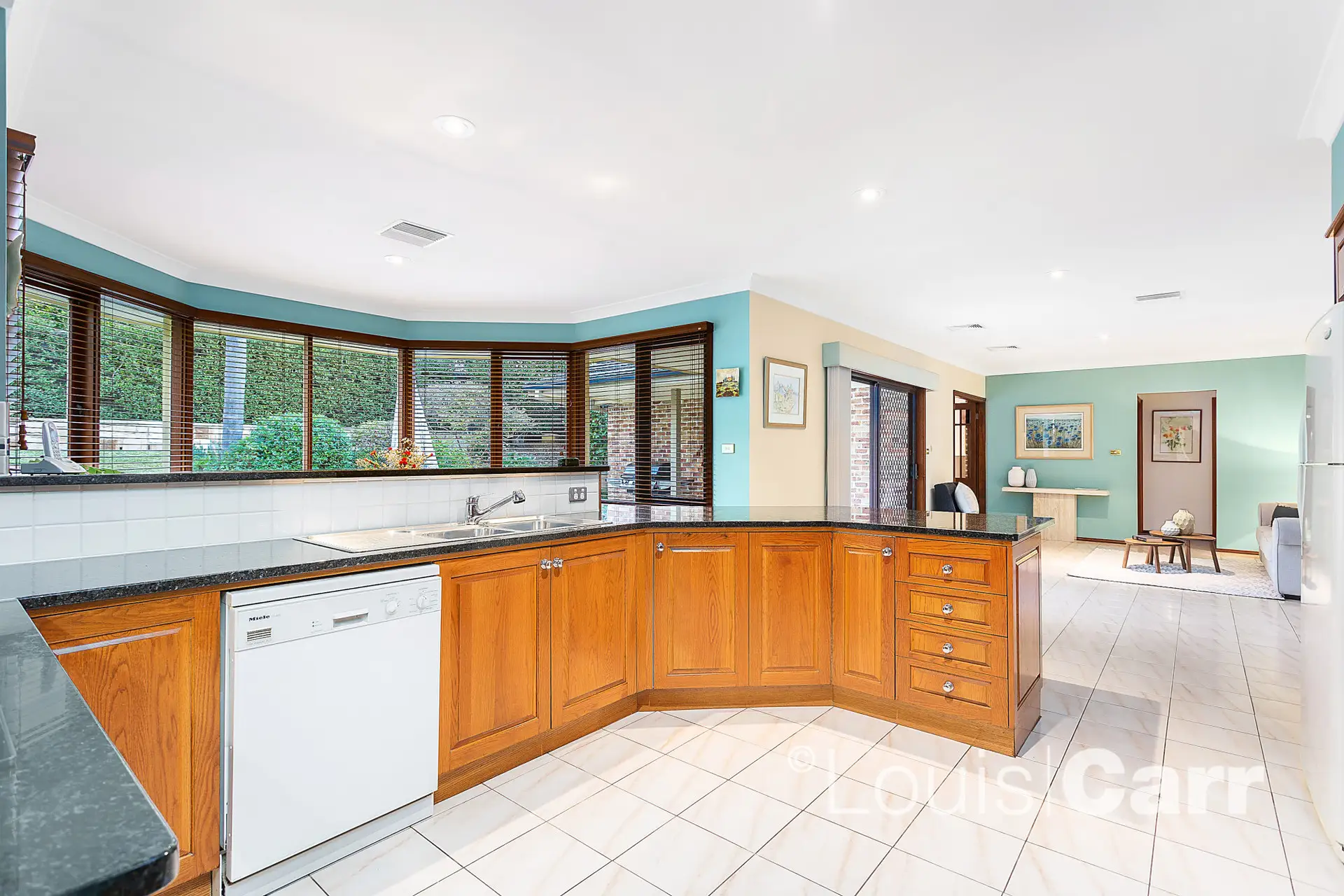 7 Rosella Way, West Pennant Hills Sold by Louis Carr Real Estate - image 4
