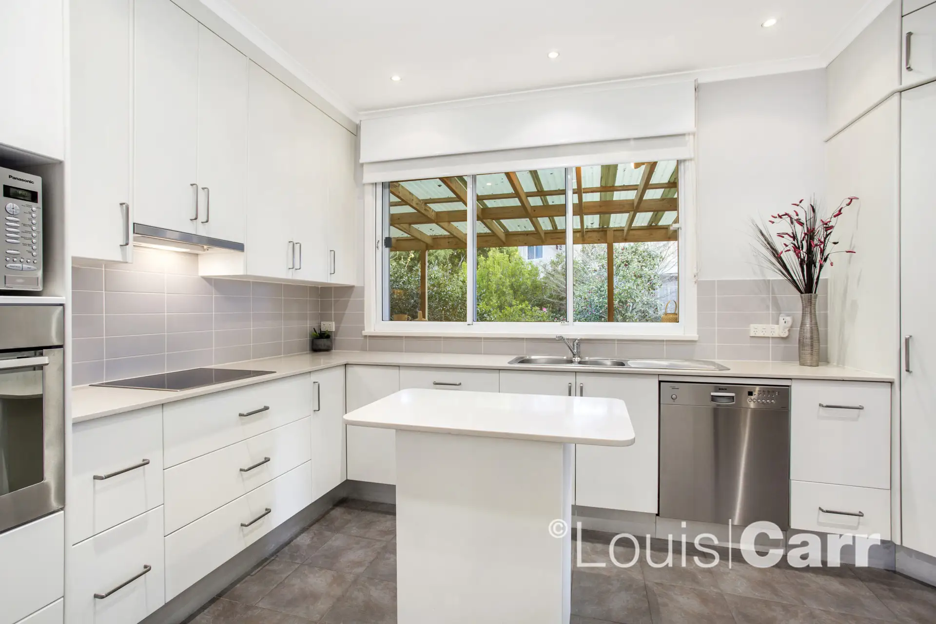17 Jadchalm Street, West Pennant Hills Sold by Louis Carr Real Estate - image 4