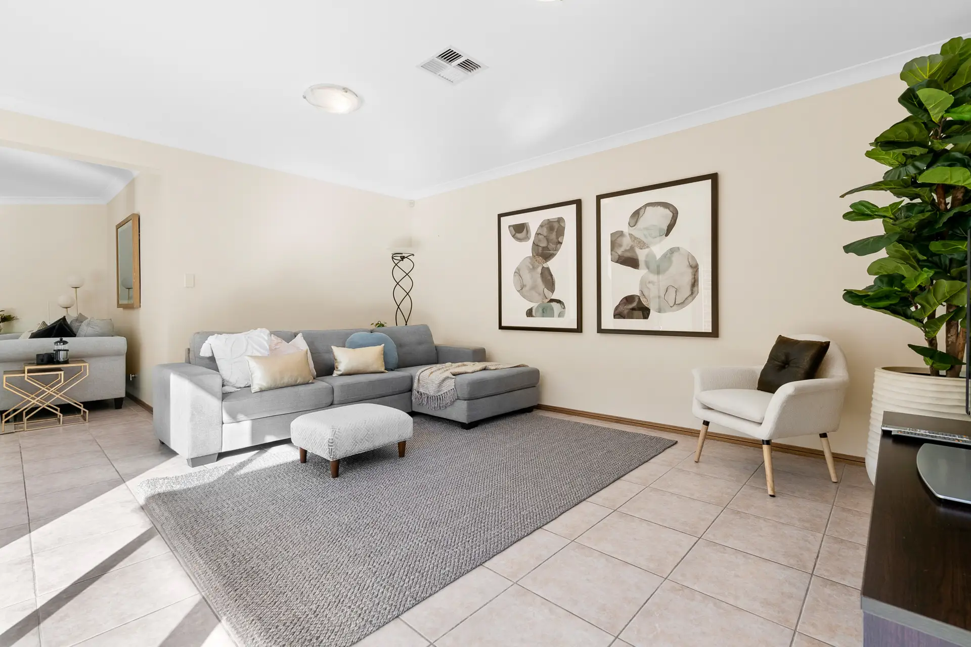 32 Anne William Drive, West Pennant Hills Sold by Louis Carr Real Estate - image 5