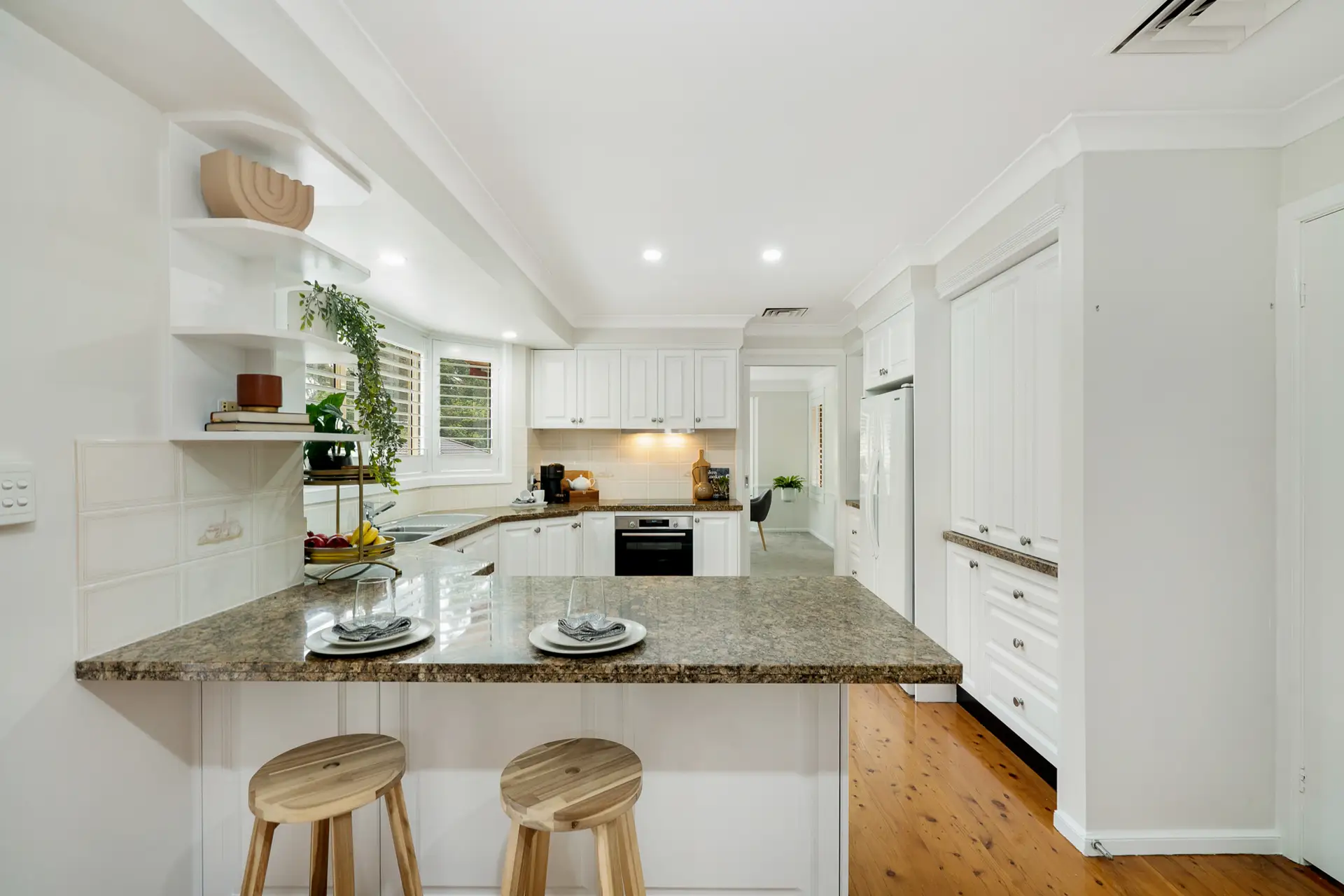 8 Willowleaf Place, West Pennant Hills Sold by Louis Carr Real Estate - image 3