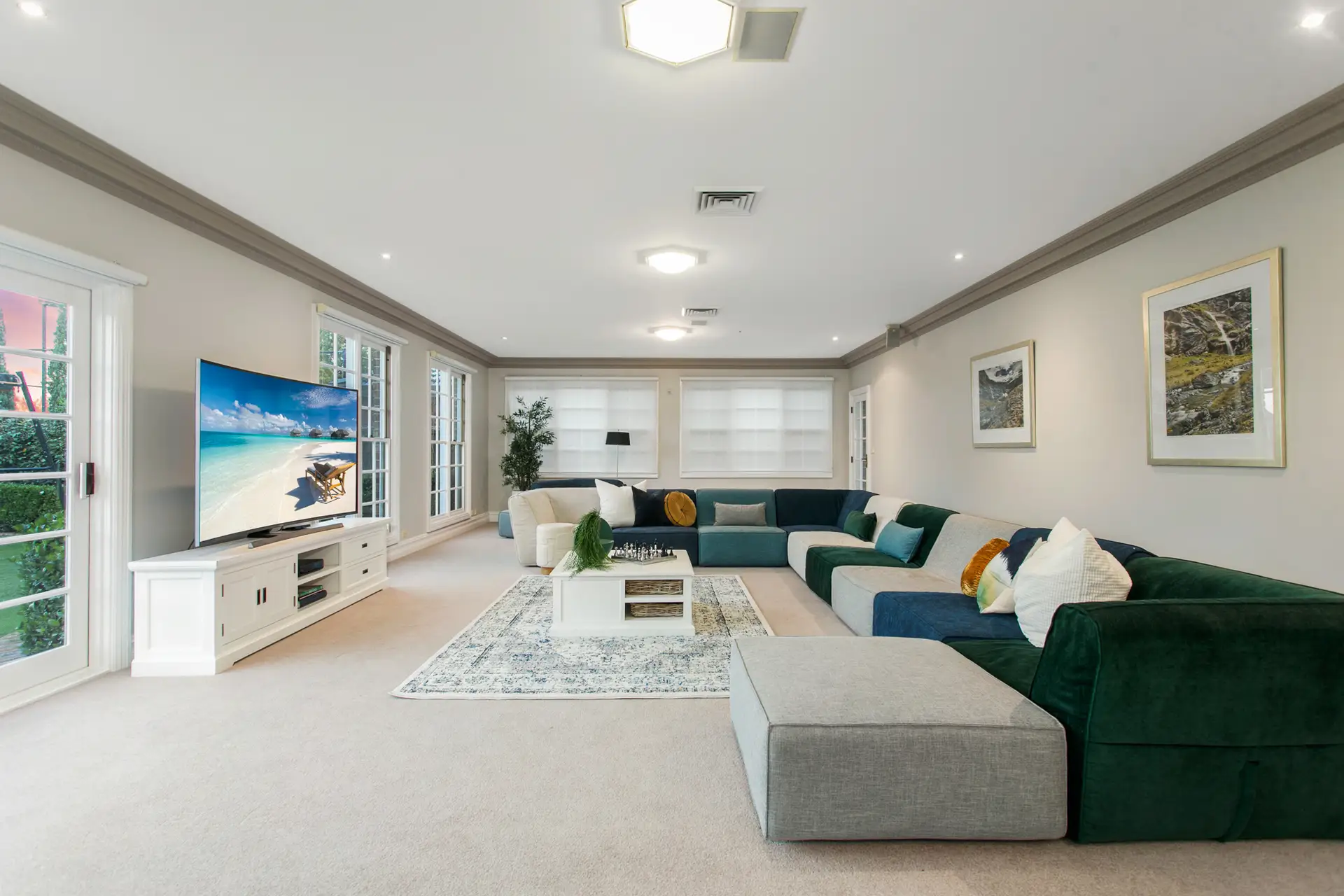 17  Governor Phillip Place, West Pennant Hills Sold by Louis Carr Real Estate - image 5