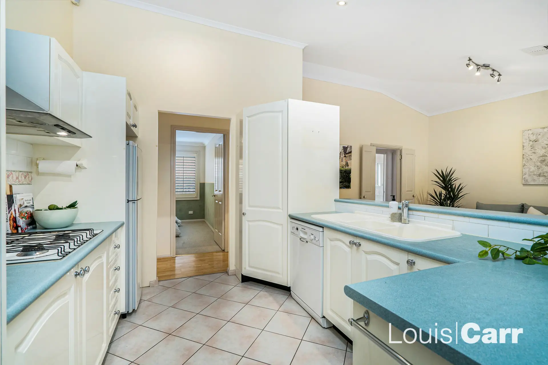 2/2 Bishop Avenue, West Pennant Hills Sold by Louis Carr Real Estate - image 9