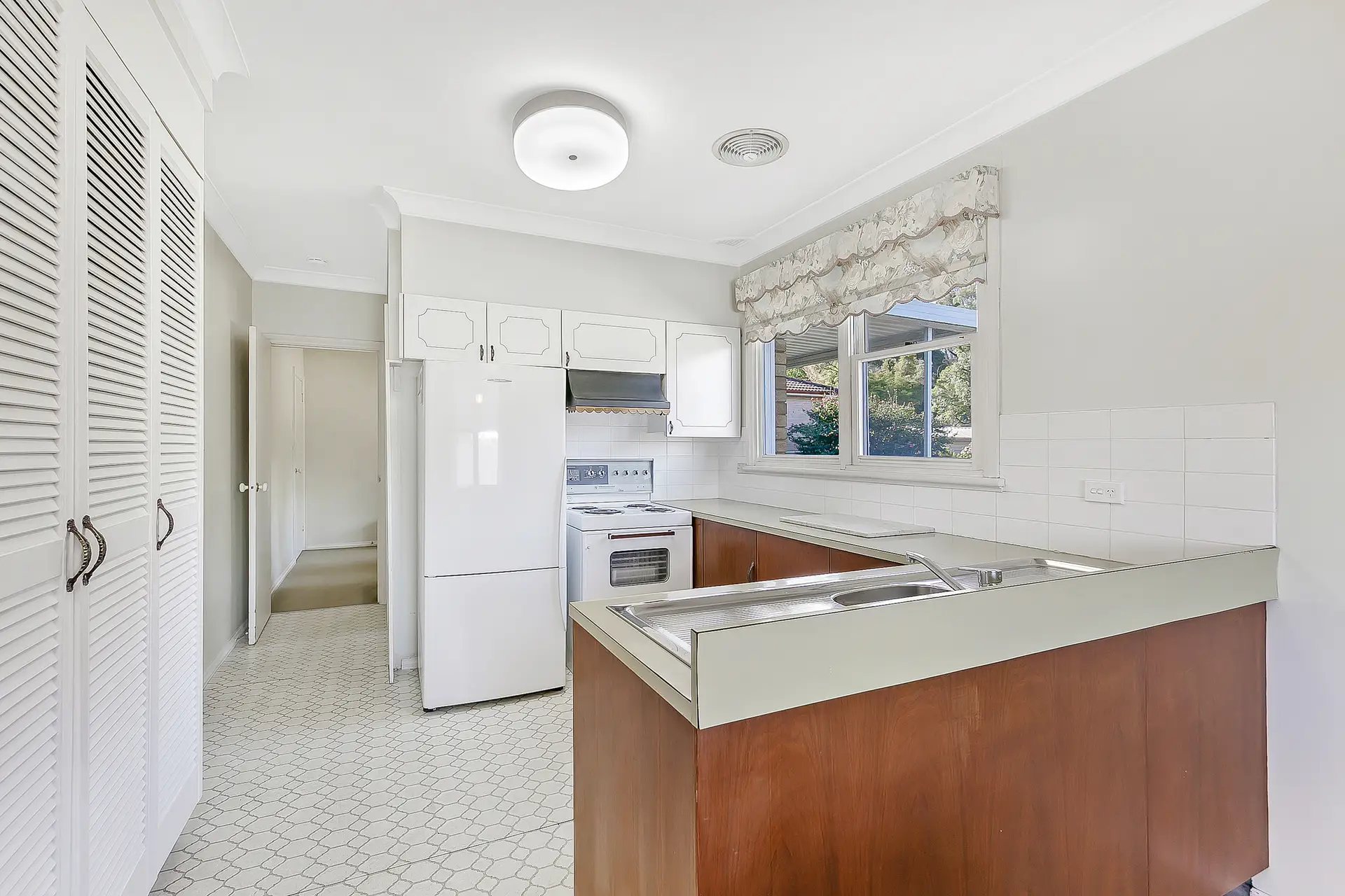 25 Wildara Avenue, West Pennant Hills Sold by Louis Carr Real Estate - image 3