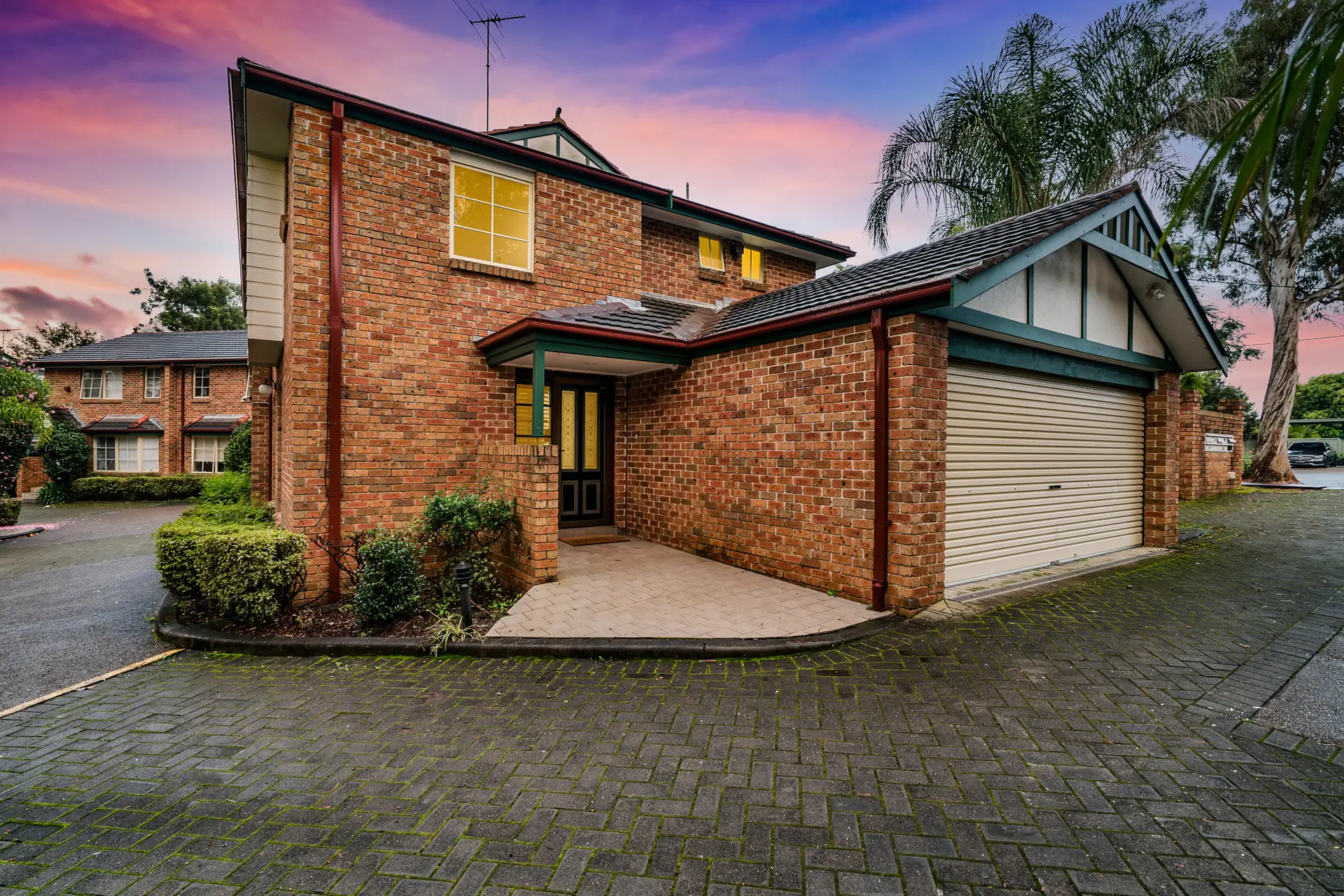 1/79-81 Old Castle Hill Road, Castle Hill Sold by Louis Carr Real Estate - image 1