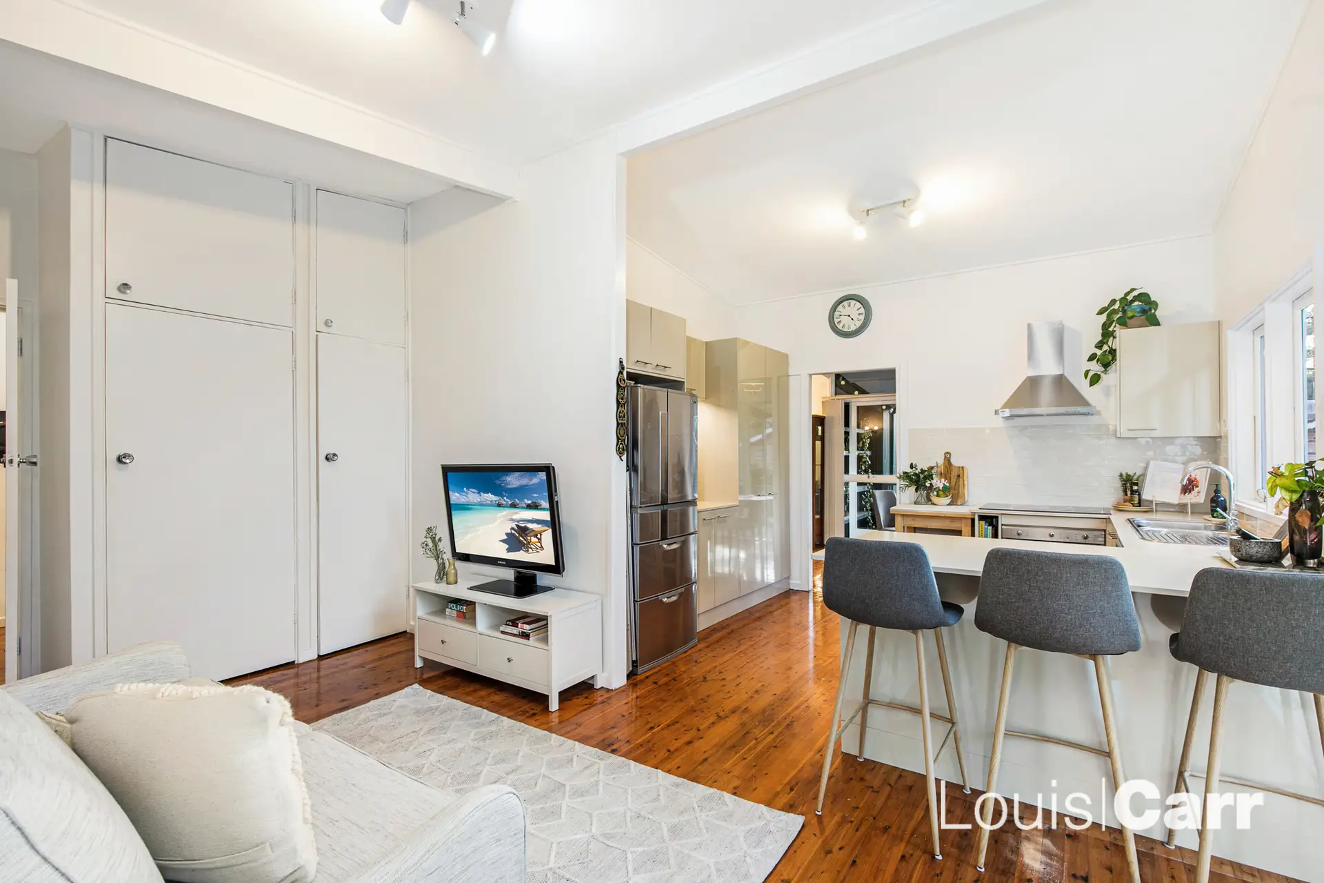 134 Castle Hill Road, West Pennant Hills Sold by Louis Carr Real Estate - image 6
