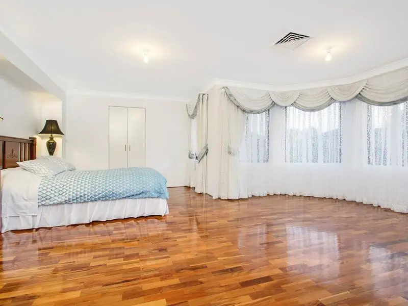 30 Tallowood Grove, Beaumont Hills Sold by Louis Carr Real Estate - image 8