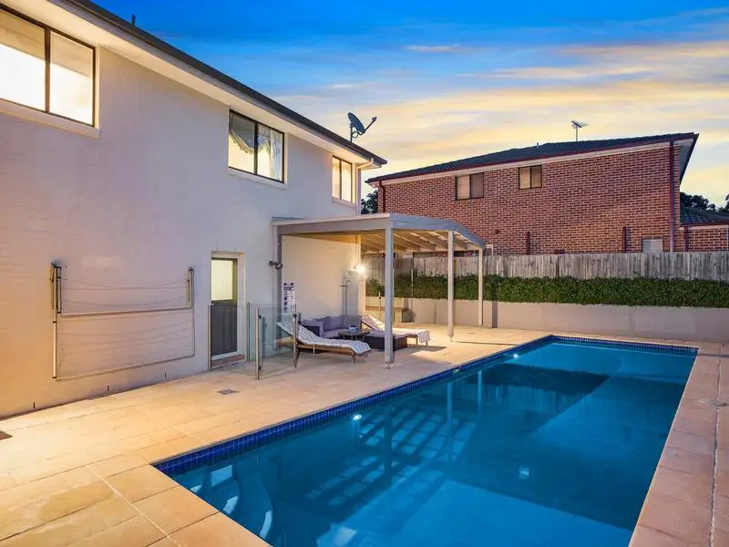 30 Tallowood Grove, Beaumont Hills Sold by Louis Carr Real Estate - image 2
