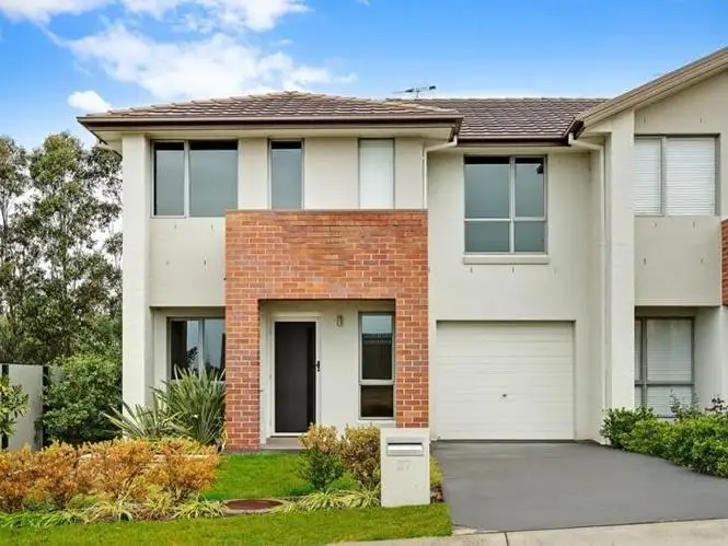 27 Lookout Circuit, Stanhope Gardens Sold by Louis Carr Real Estate - image 3