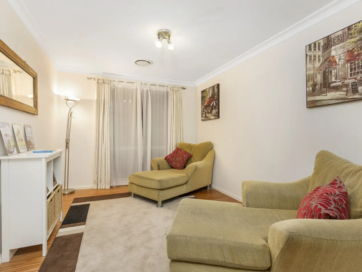 14 Rebellion Circuit, Beaumont Hills Sold by Louis Carr Real Estate - image 4