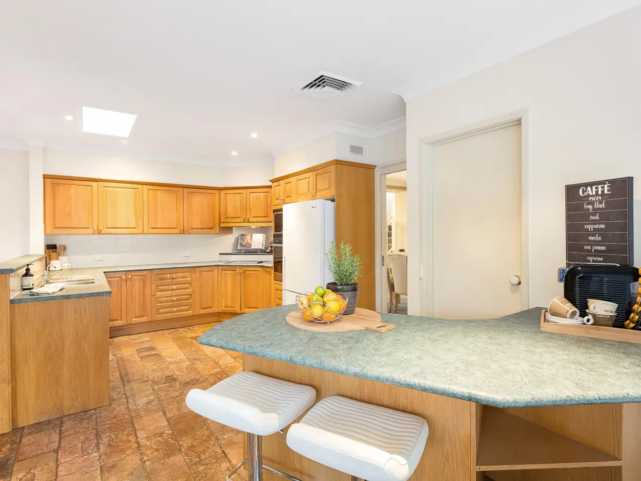 4 Excelsior Way, Castle Hill Sold by Louis Carr Real Estate - image 3