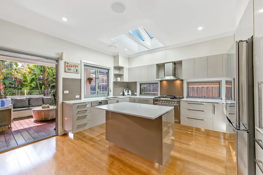 14 Chessington Terrace, Beaumont Hills Sold by Louis Carr Real Estate - image 4