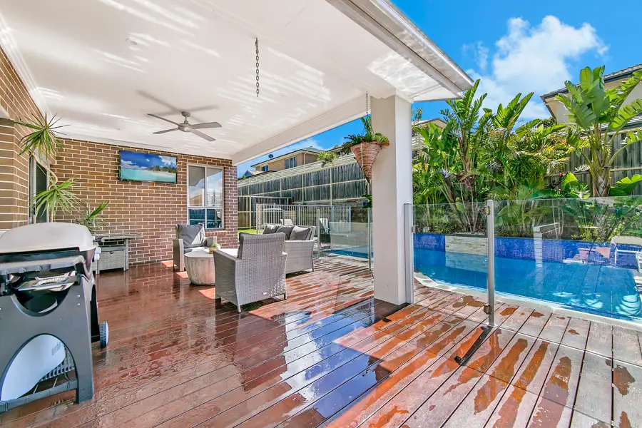 14 Chessington Terrace, Beaumont Hills Sold by Louis Carr Real Estate - image 6
