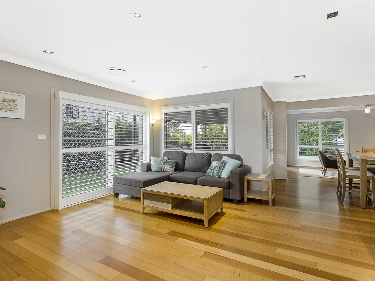 78 Hadley Circuit, Beaumont Hills Sold by Louis Carr Real Estate - image 4