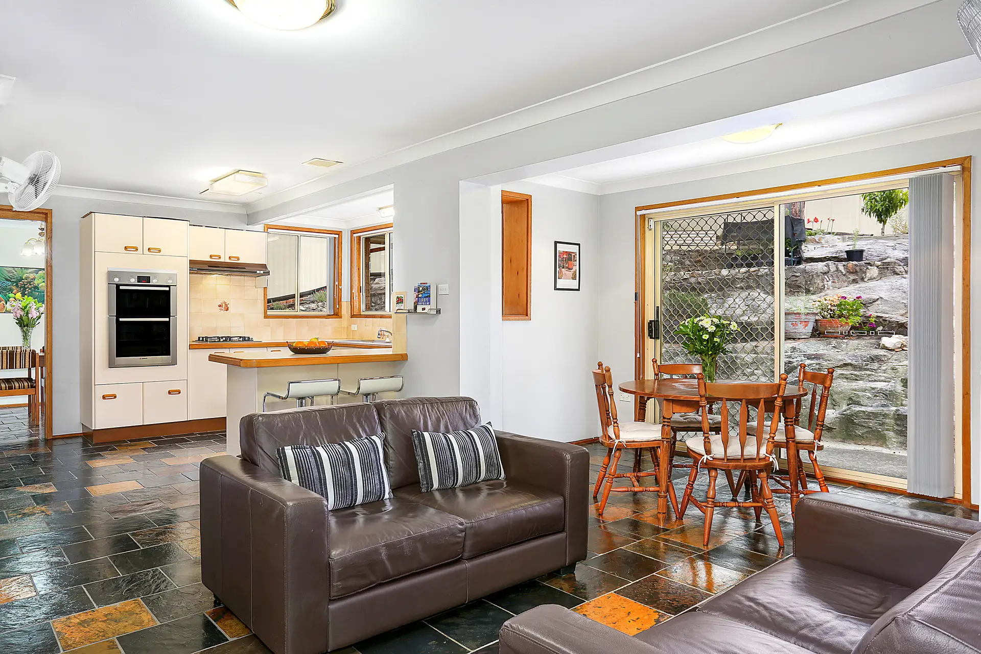 28 Gawain Court, Glenhaven Sold by Louis Carr Real Estate - image 3