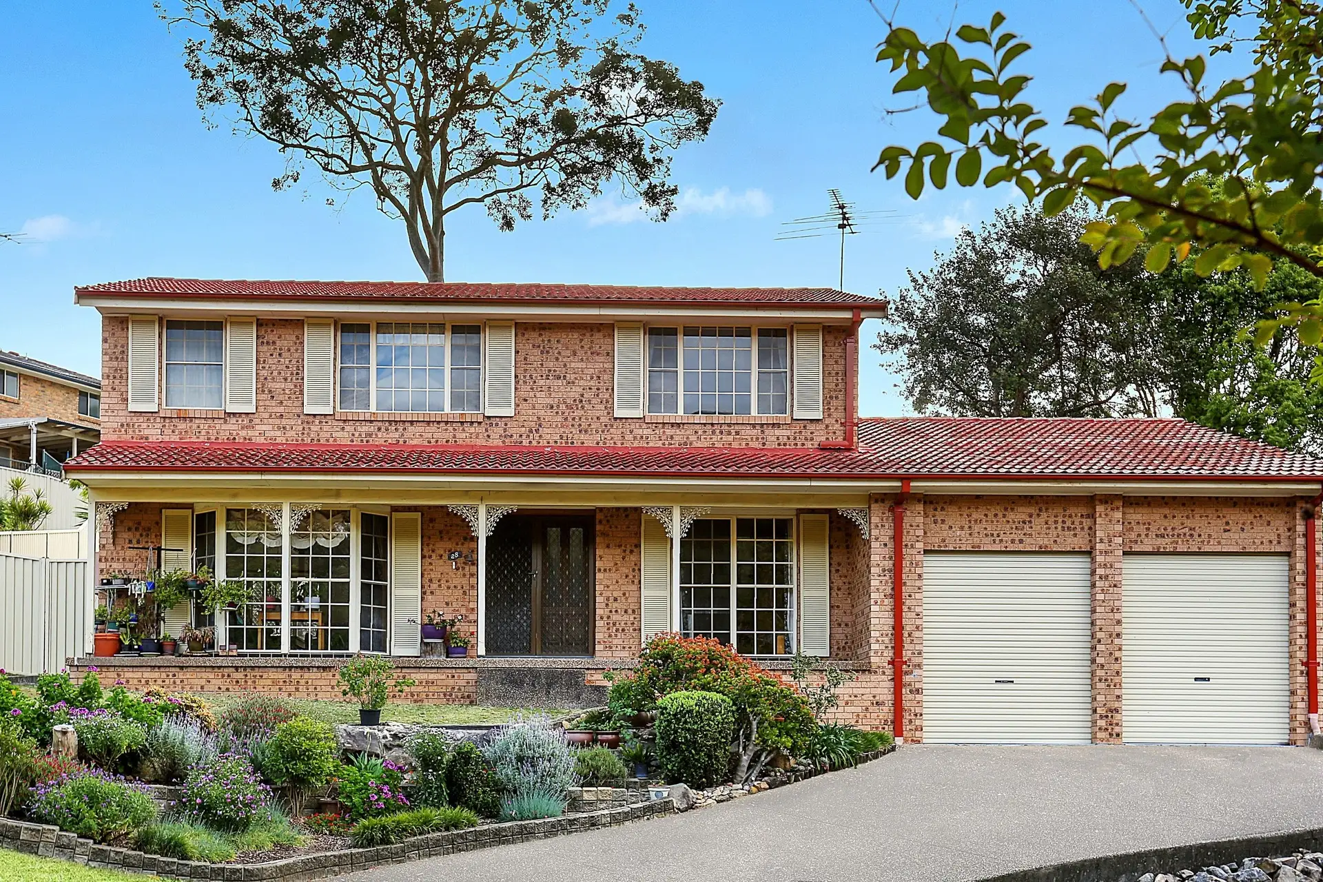 28 Gawain Court, Glenhaven Sold by Louis Carr Real Estate - image 1