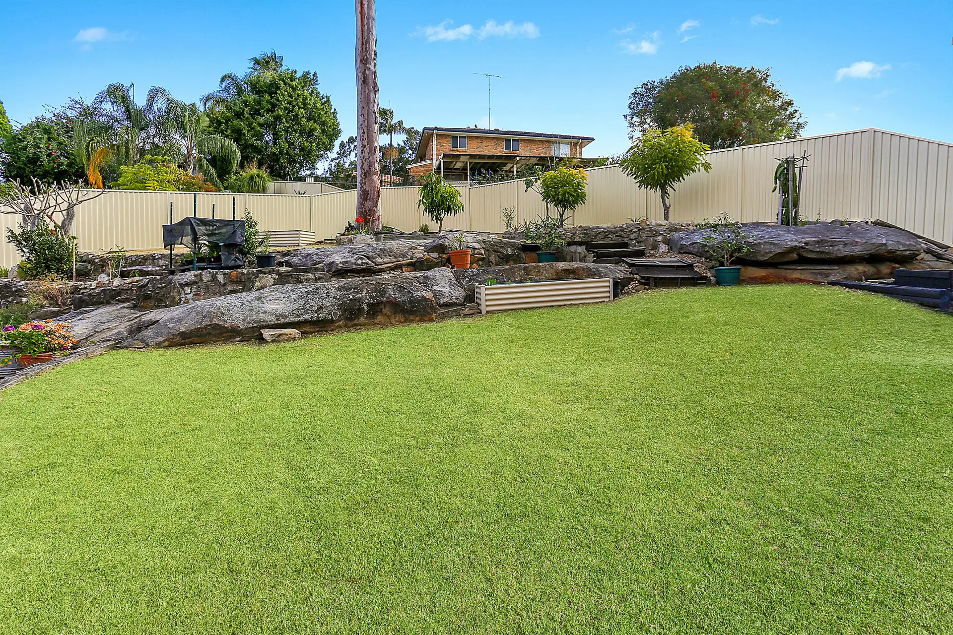 28 Gawain Court, Glenhaven Sold by Louis Carr Real Estate - image 4