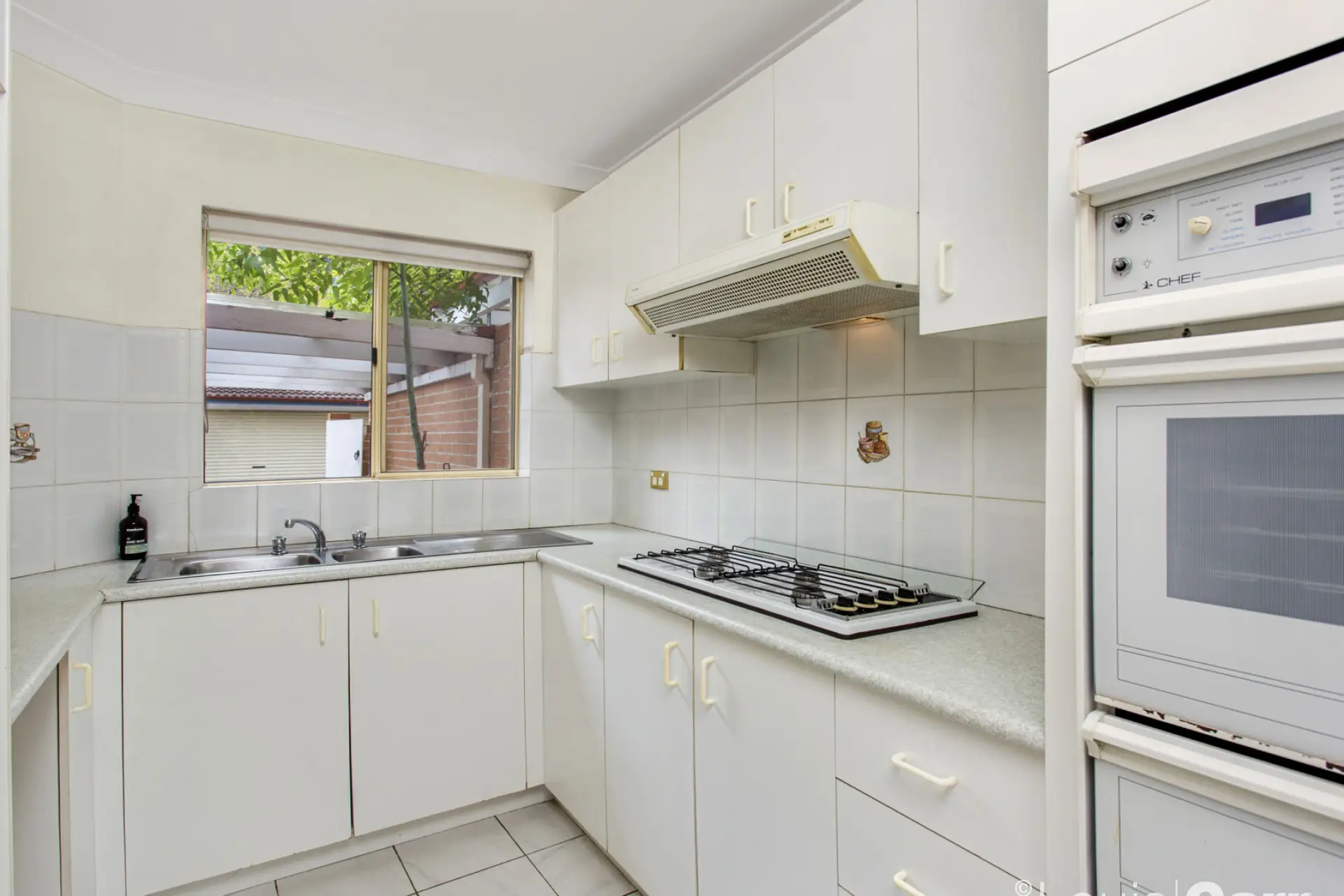 22/59A Castle Street, Castle Hill Sold by Louis Carr Real Estate - image 6