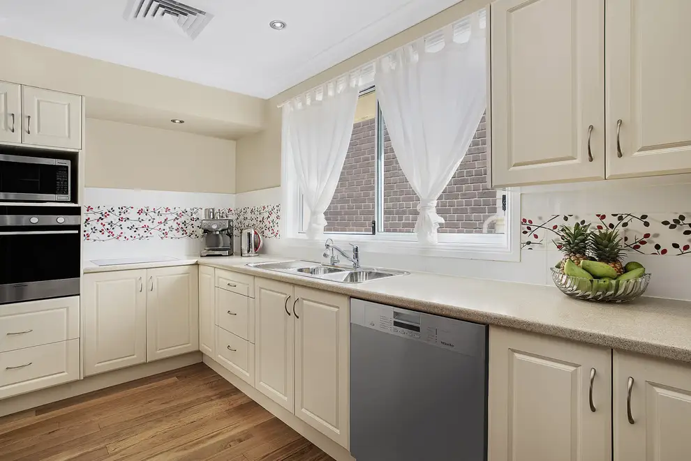 1 Benalla Avenue, Kellyville Sold by Louis Carr Real Estate - image 5