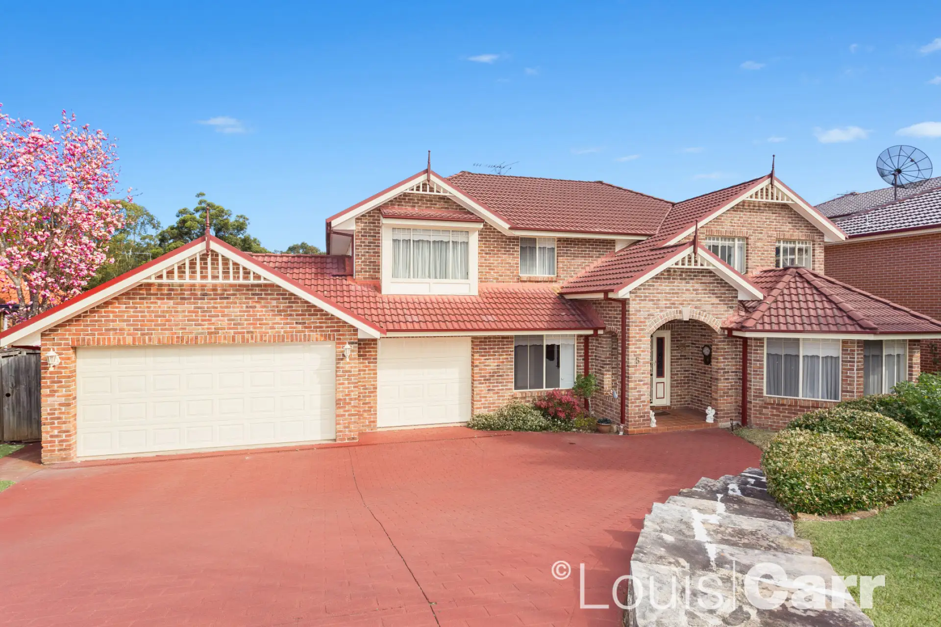 5 Lygon Place, Castle Hill Sold by Louis Carr Real Estate - image 1