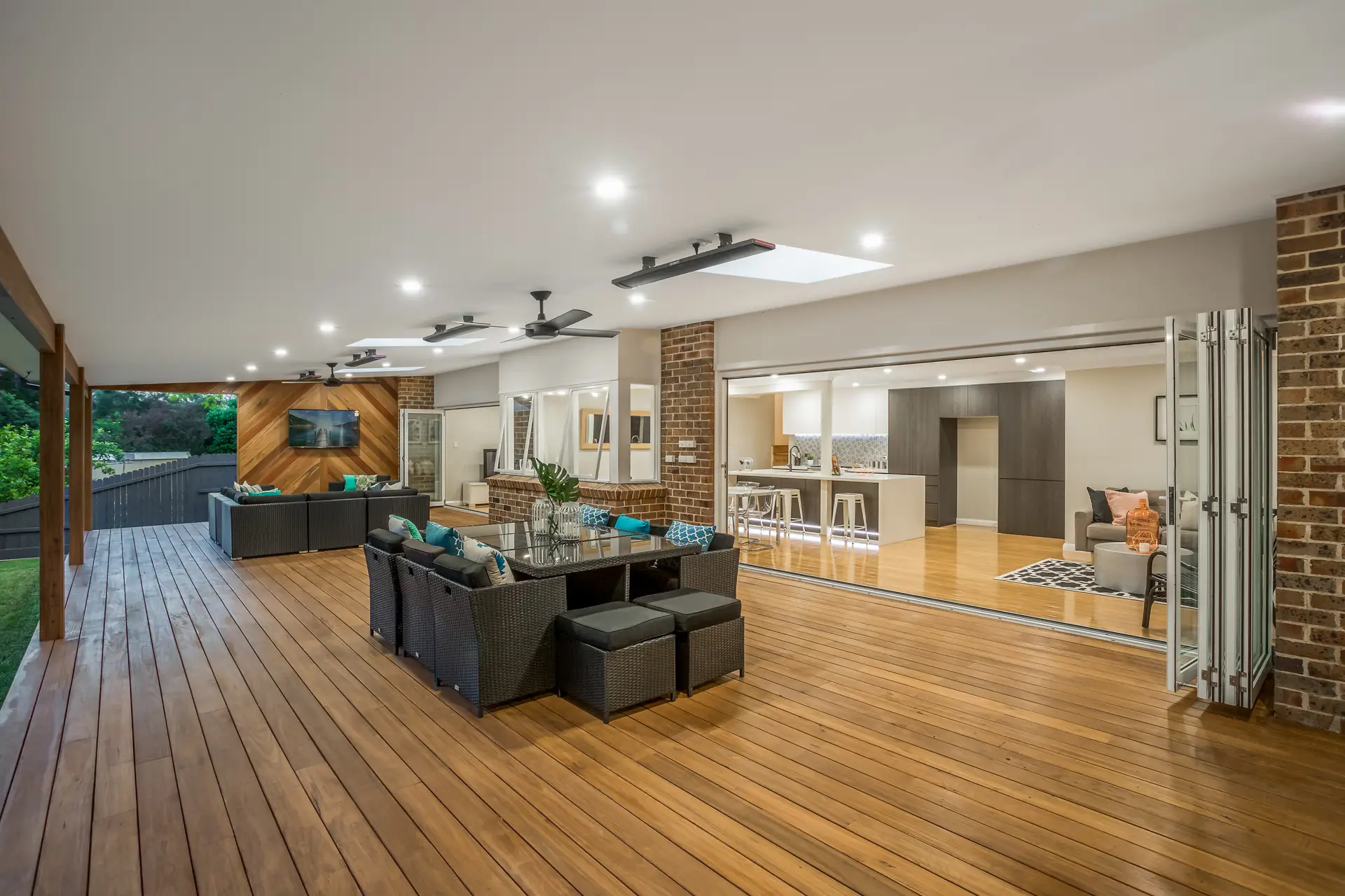 28 Galahad Crescent, Castle Hill Sold by Louis Carr Real Estate - image 12