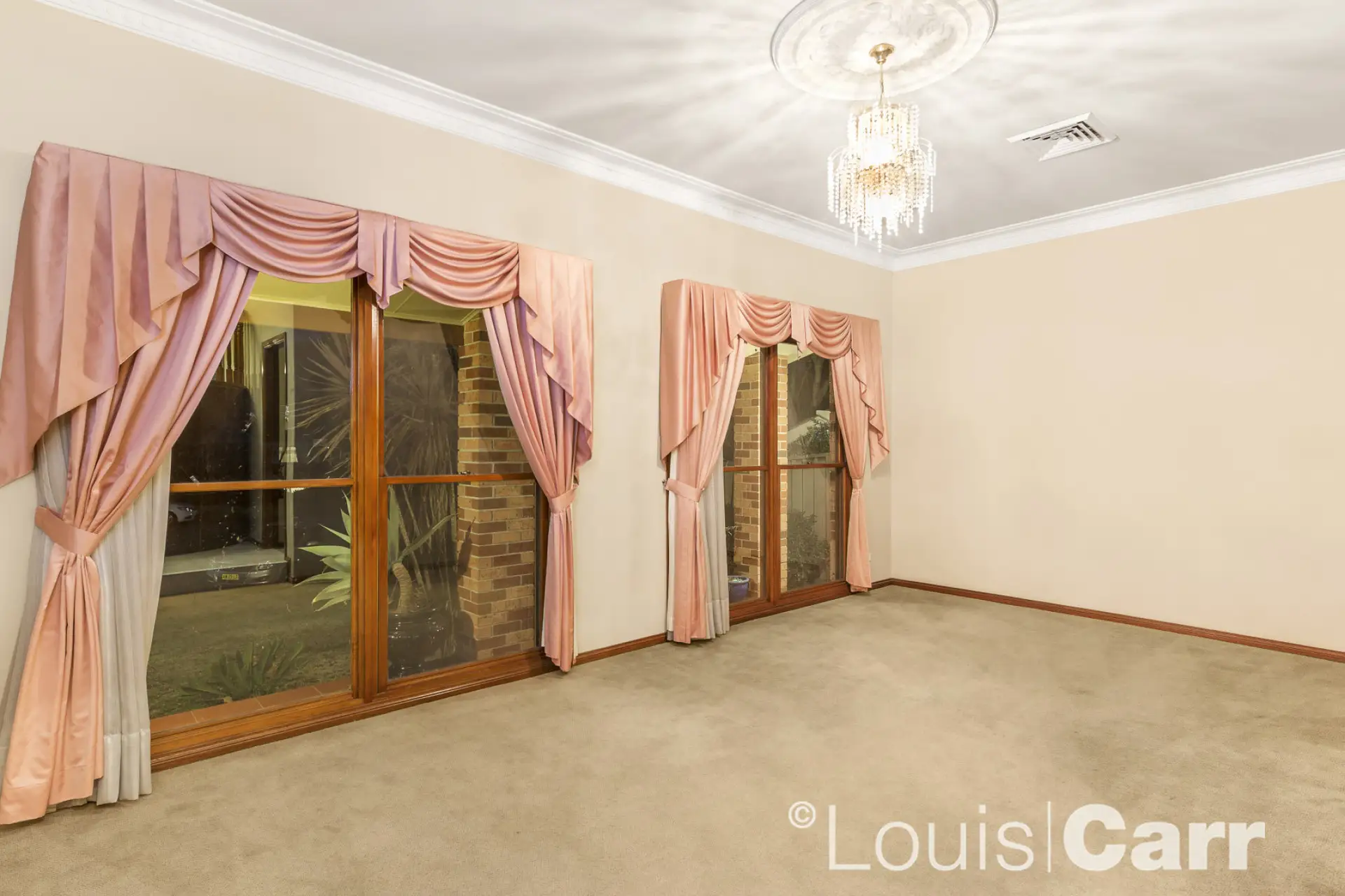 8 Hildegard Place, Baulkham Hills Sold by Louis Carr Real Estate - image 2