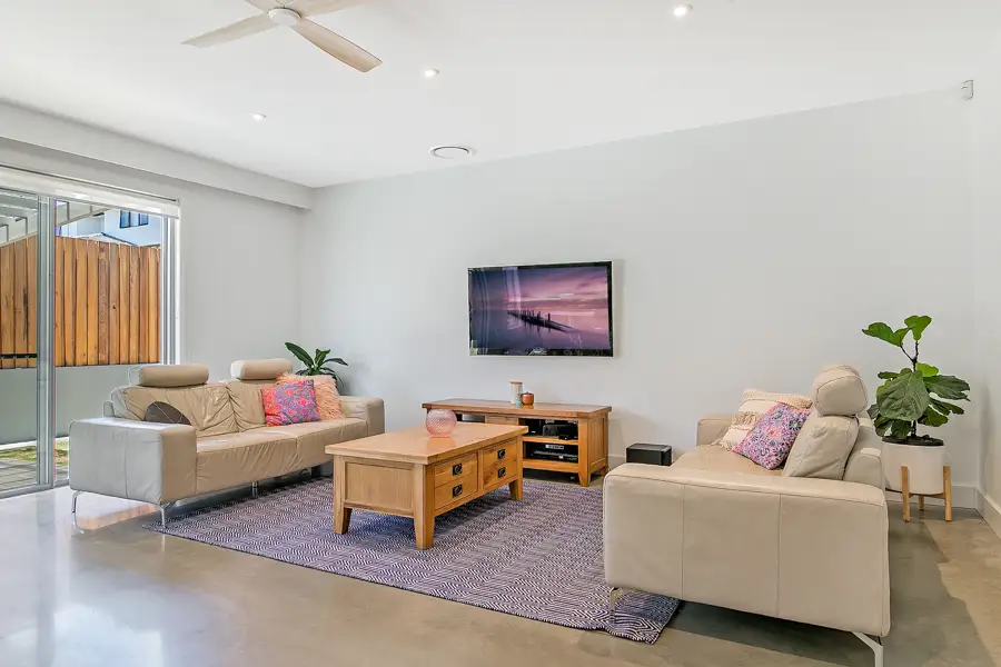 58 Springbrook Boulevard, North Kellyville Sold by Louis Carr Real Estate - image 7