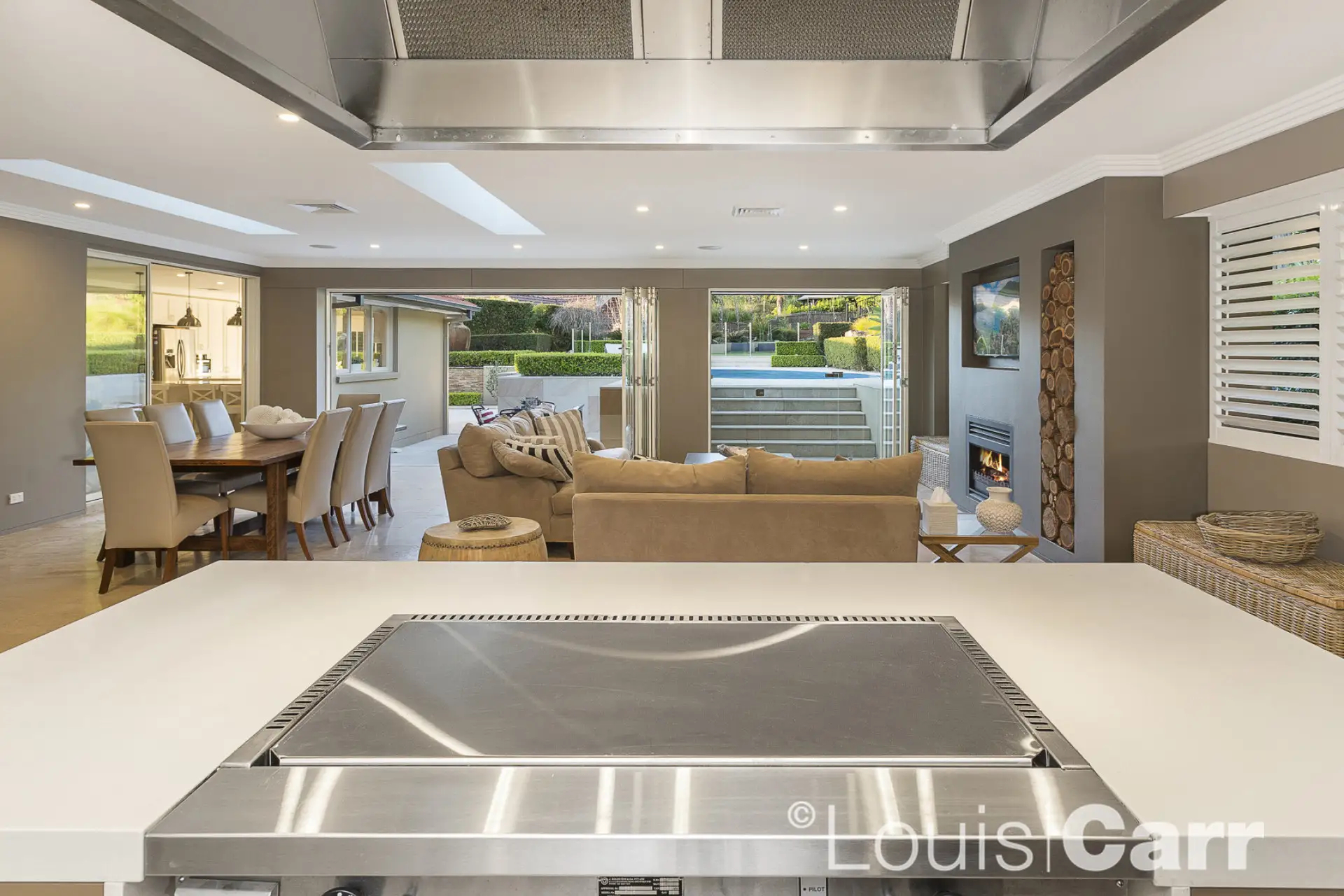 9 Plympton Way, Glenhaven Sold by Louis Carr Real Estate - image 2