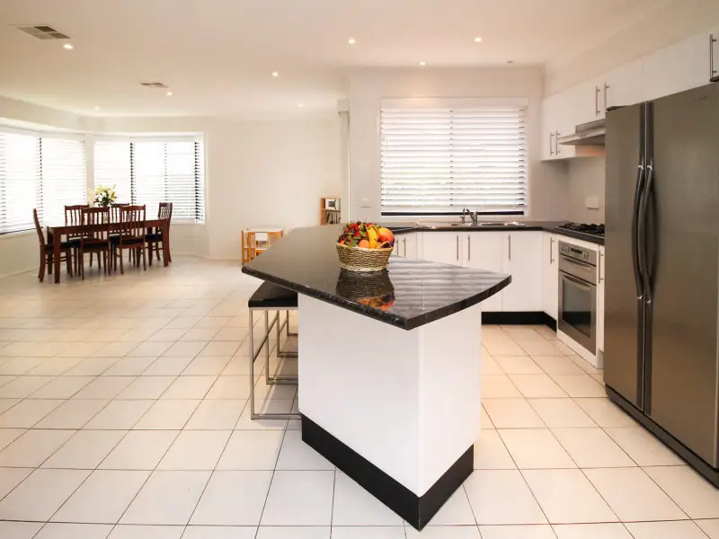3 Rebellion Circuit, Beaumont Hills Sold by Louis Carr Real Estate - image 3