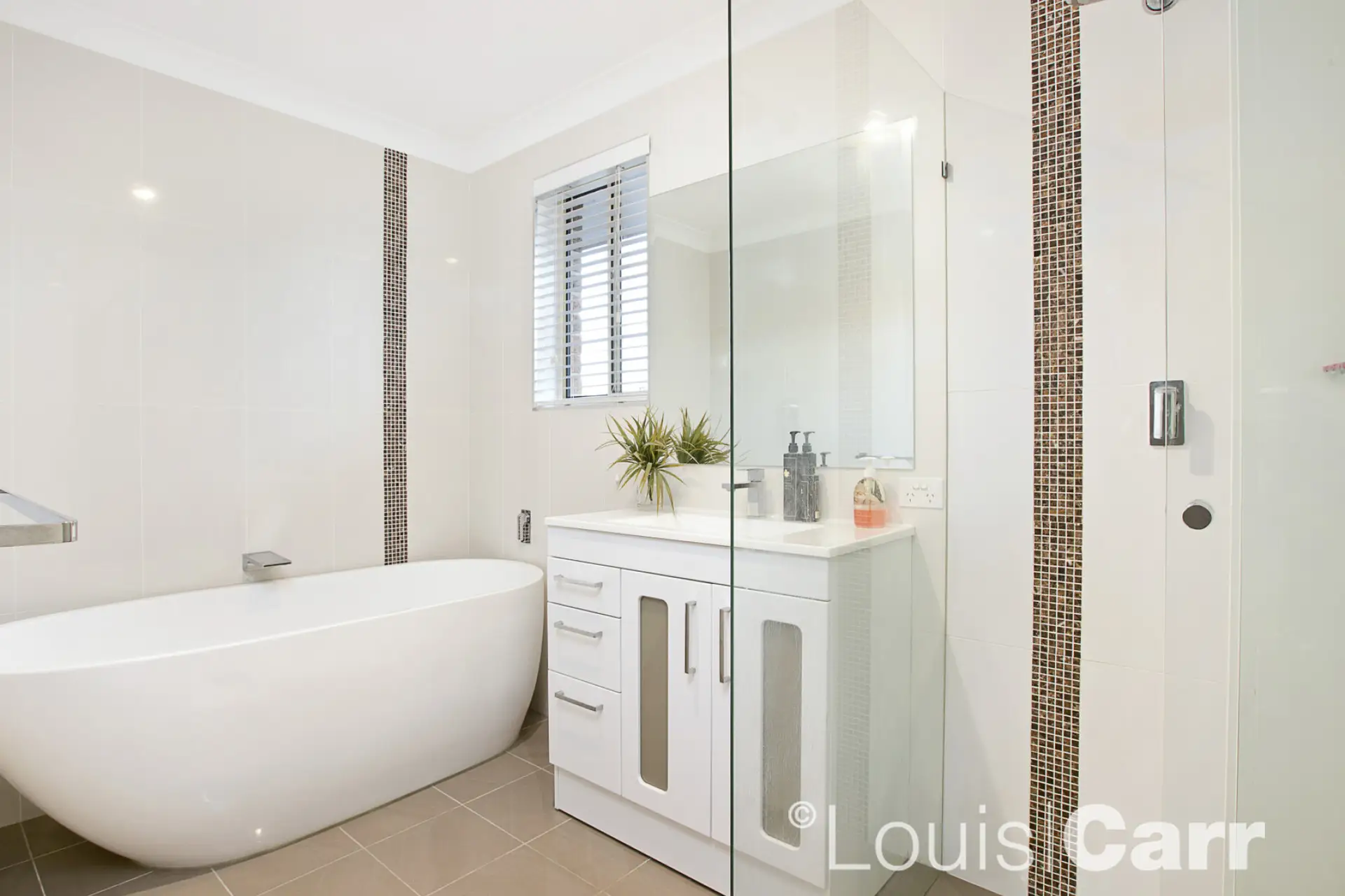 28 La Vista Grove, Castle Hill Sold by Louis Carr Real Estate - image 11
