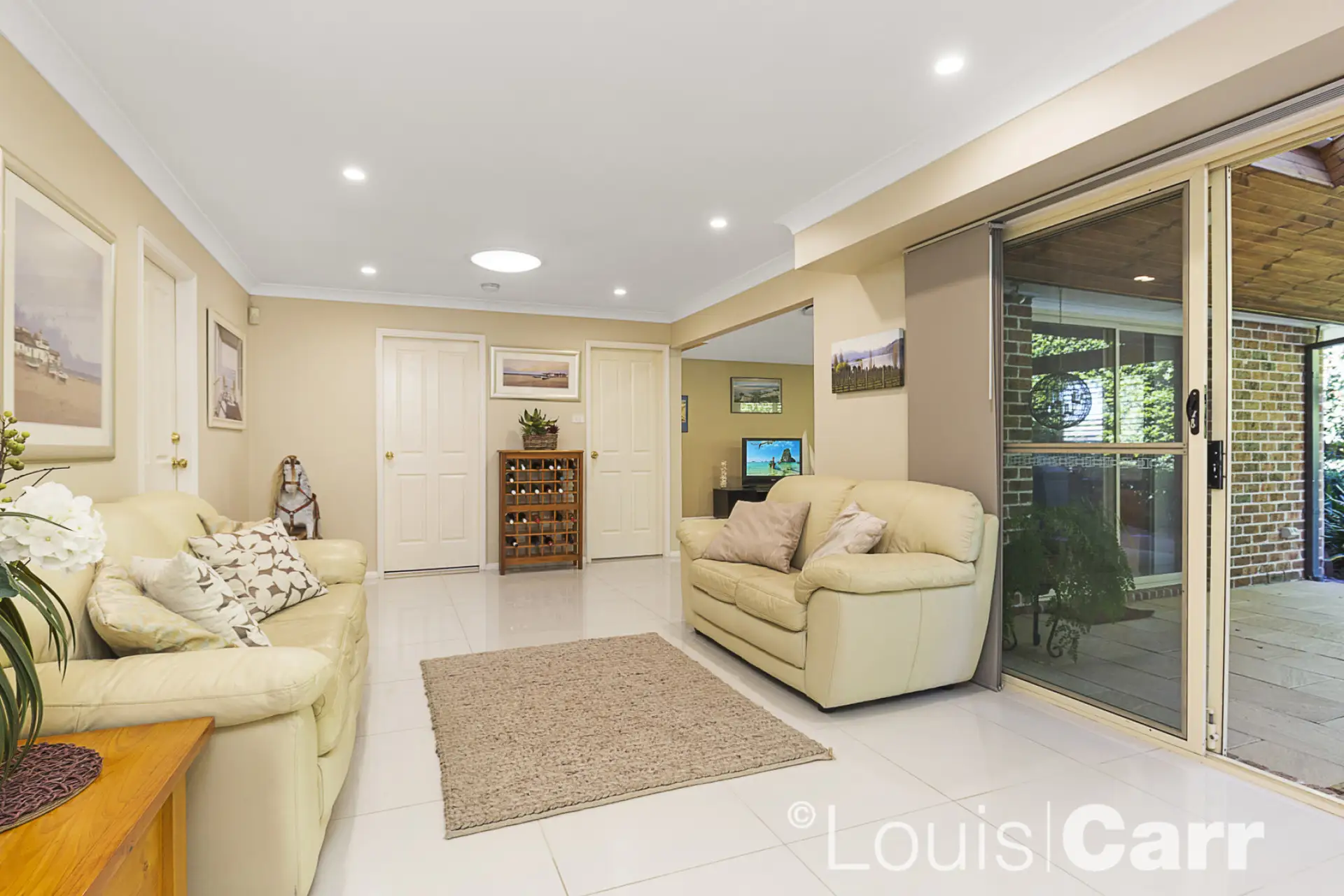 28 La Vista Grove, Castle Hill Sold by Louis Carr Real Estate - image 8