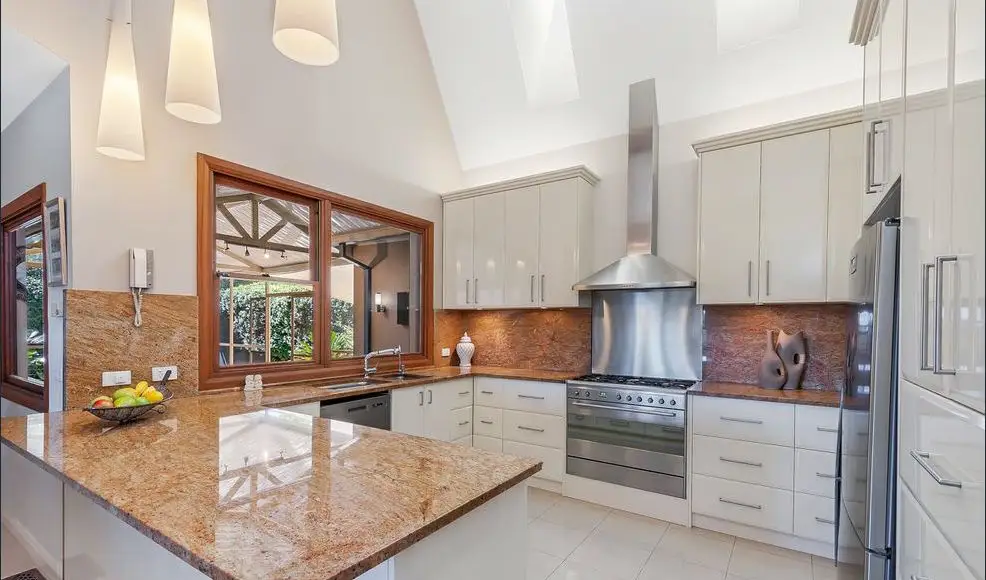 11 Clegg Place, Glenhaven Sold by Louis Carr Real Estate - image 3